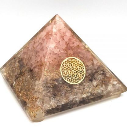 Medium Orgonite Pyramid – Tender Love