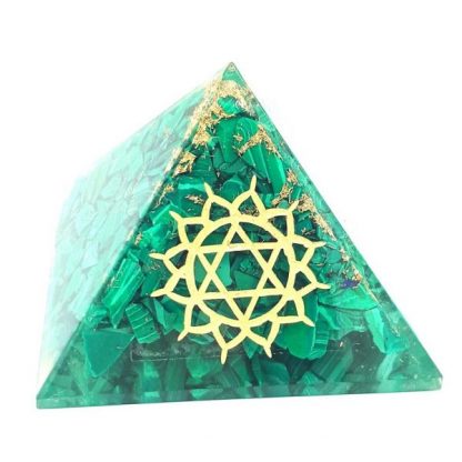 Small Orgonite Pyramid – Malachite with engraved Heart Chakra Symbol