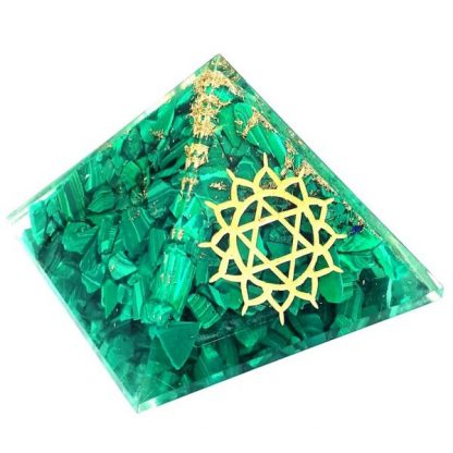 Small Orgonite Pyramid – Malachite with engraved Heart Chakra Symbol - Image 2