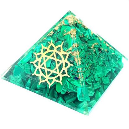 Small Orgonite Pyramid – Malachite with engraved Heart Chakra Symbol - Image 3