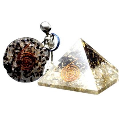 Small Orgonite Pyramid with Disk - Hematite & Clear Quartz with Amplifying Spirals - Image 3